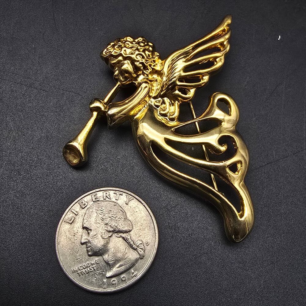AAI Gold Tone Angel Brooch Holiday Christmas Angel with Horn - Picture 5 of 6